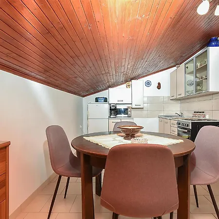 Milica 1391 Apartman