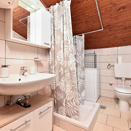 Milica 1391 Apartman *